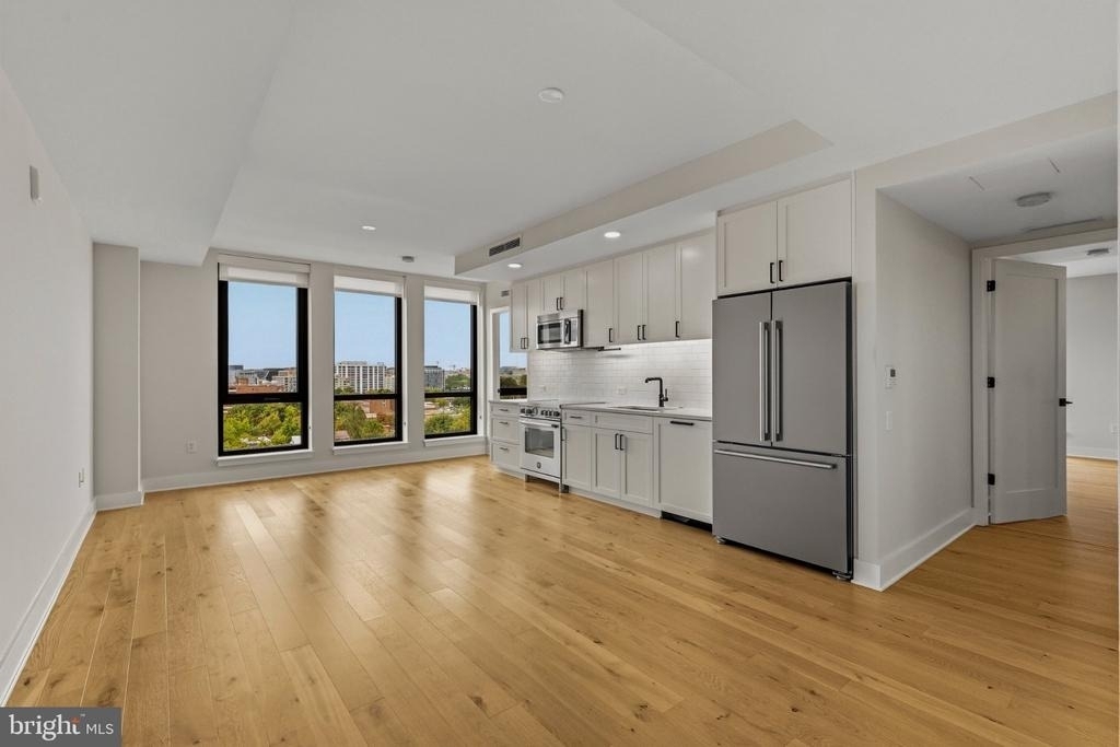1211 Van Street Se - Photo 0