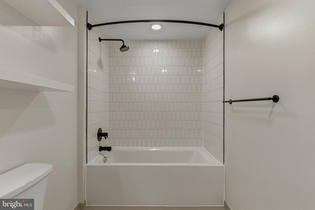 1211 Van Street Se - Photo 20