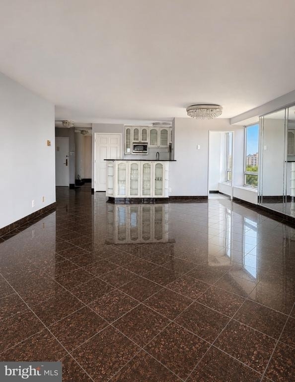 1435 4th Street Sw - Photo 1