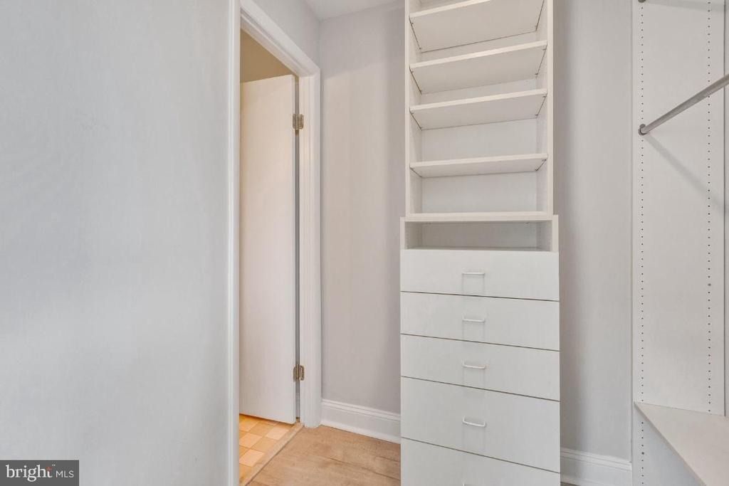 2440 16th Street Nw - Photo 18
