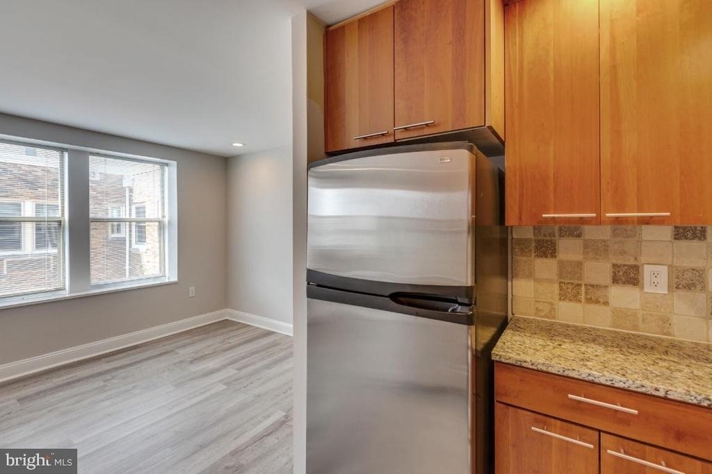 2440 16th Street Nw - Photo 12