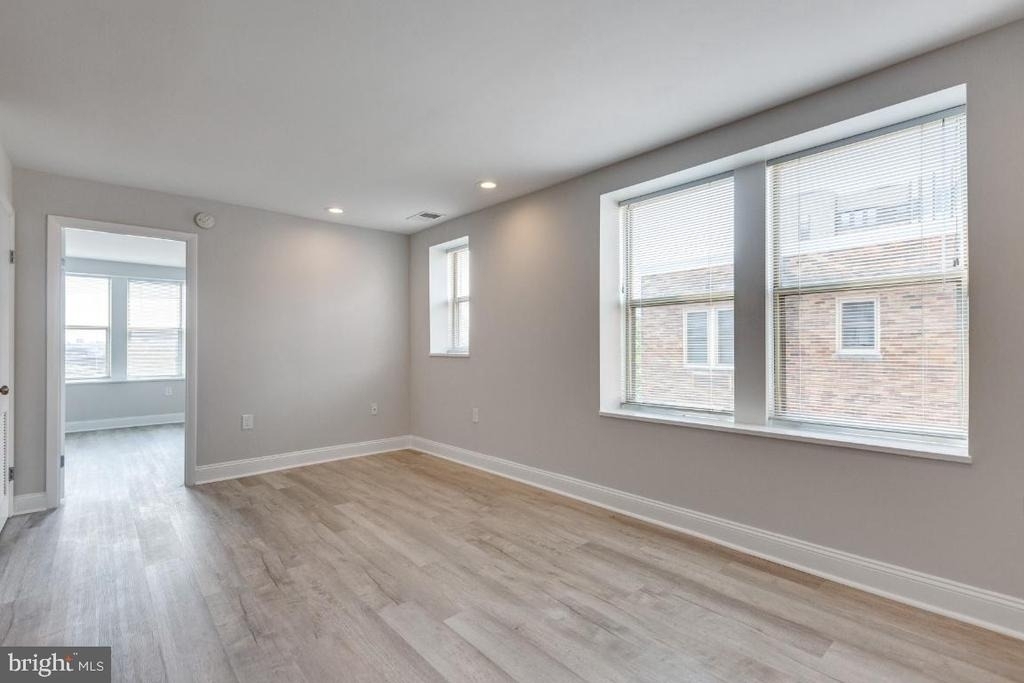 2440 16th Street Nw - Photo 13