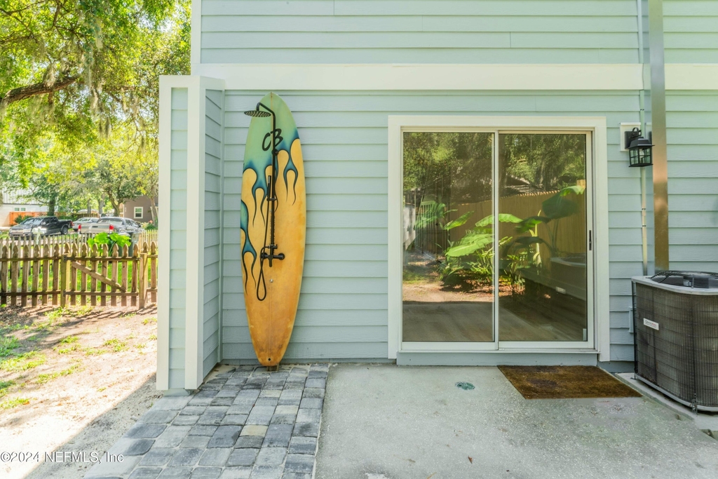 798 Main Street - Photo 1
