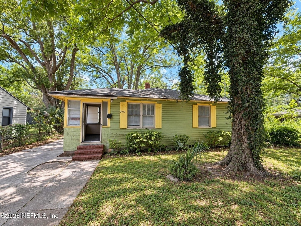 2052 W 17th Street - Photo 0
