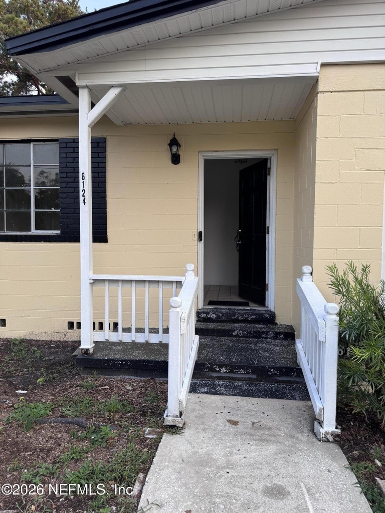 6124 Sudbury Avenue - Photo 1