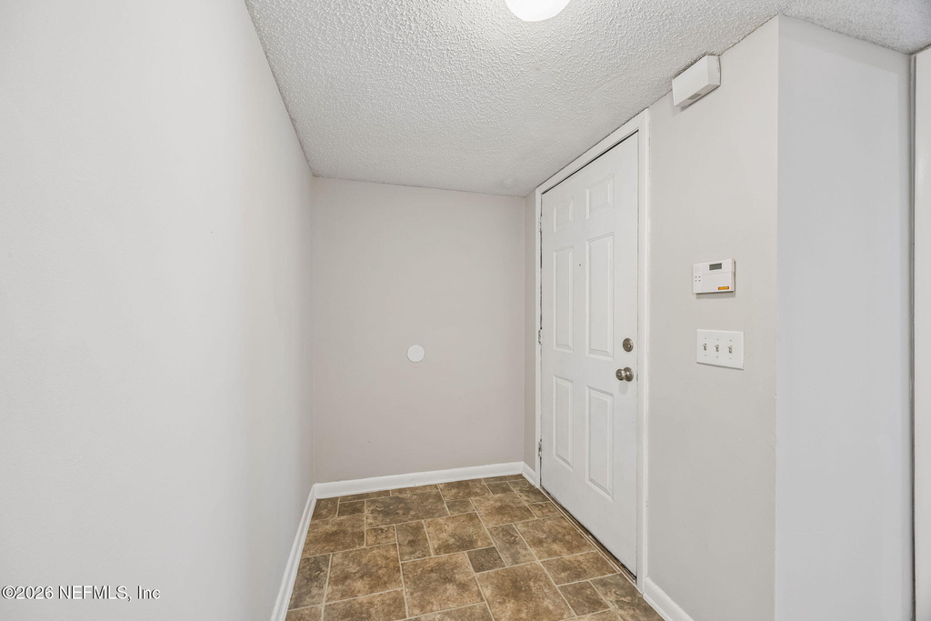8745 Whispering Pines Drive - Photo 4