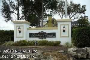 13703 Richmond Park Drive N - Photo 32