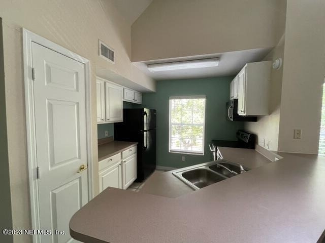13703 Richmond Park Drive N - Photo 5