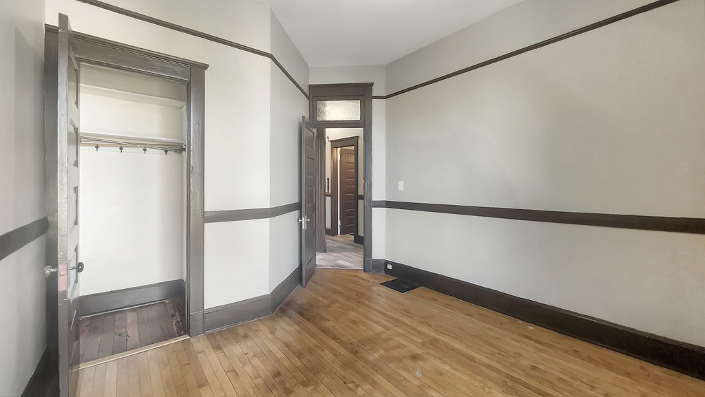 2333 S Lawndale Avenue - Photo 25