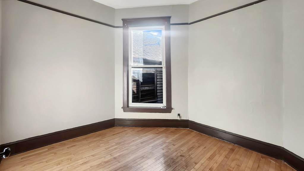 2333 S Lawndale Avenue - Photo 20