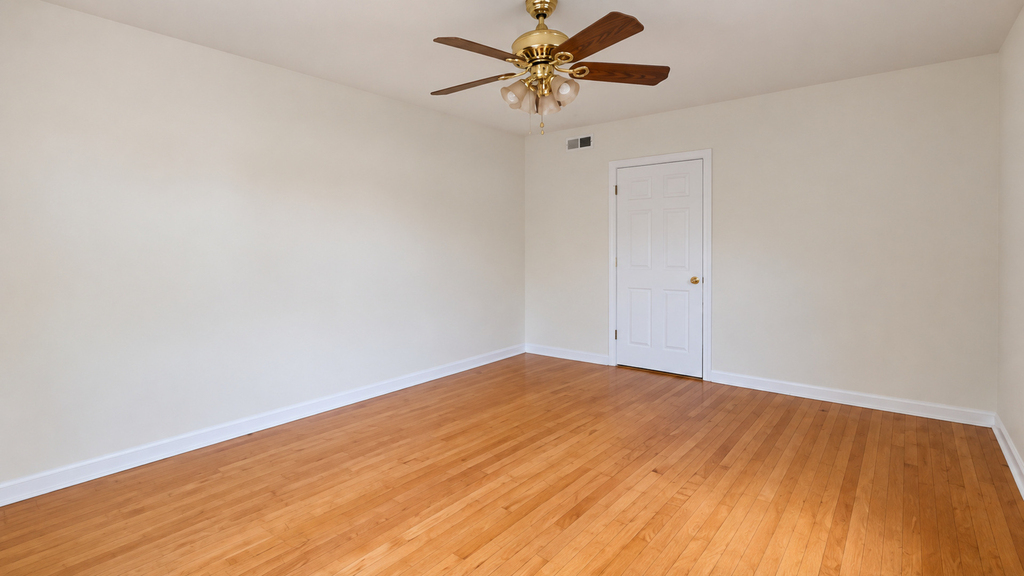 3560 W Cortland Street - Photo 3