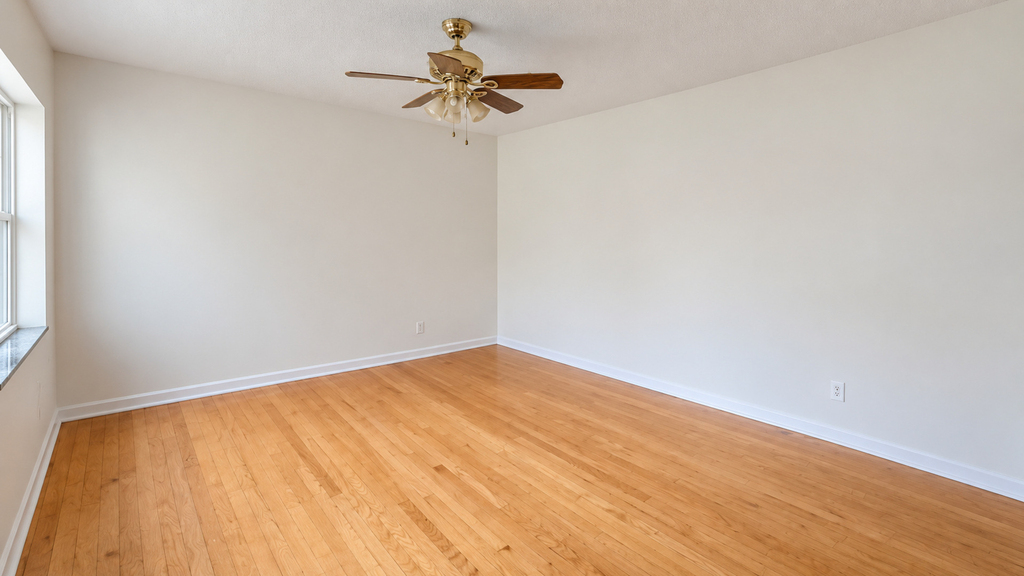 3560 W Cortland Street - Photo 4