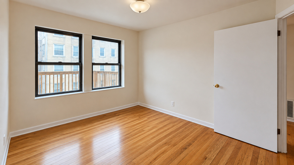 3560 W Cortland Street - Photo 10