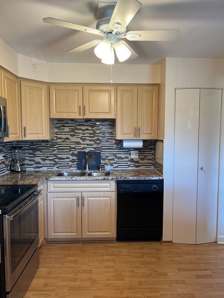828 Oakton Street - Photo 6