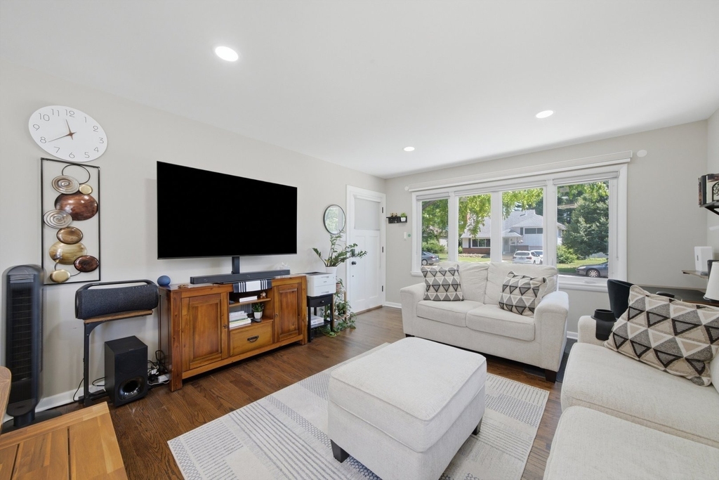 340 Dalton Avenue - Photo 4