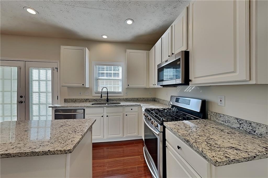 2950 Belshire Trail - Photo 4