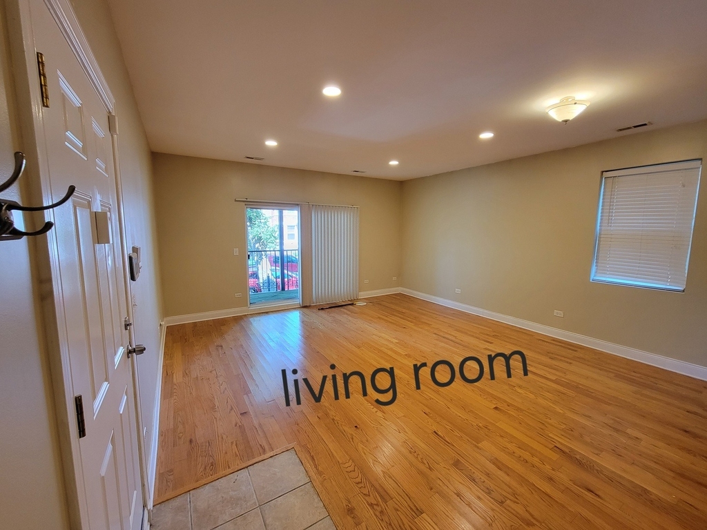 2651 E 74th Street - Photo 2