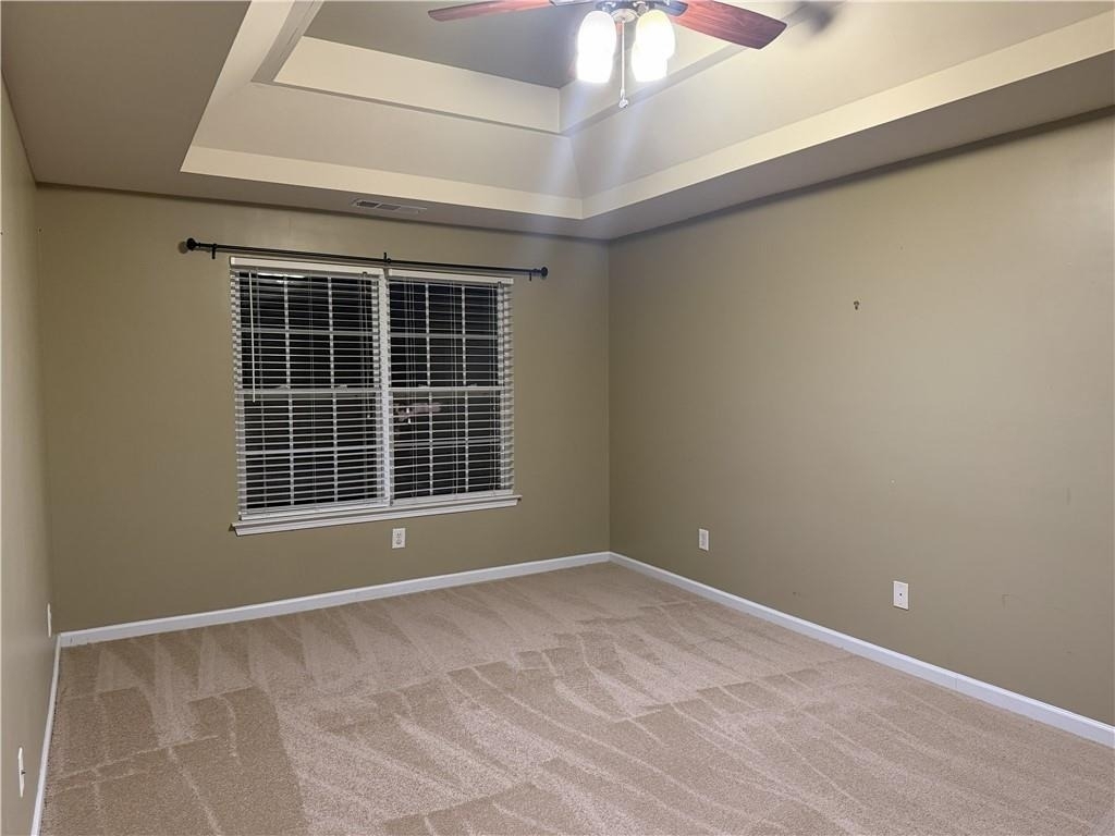 945 Tree Top Drive - Photo 3