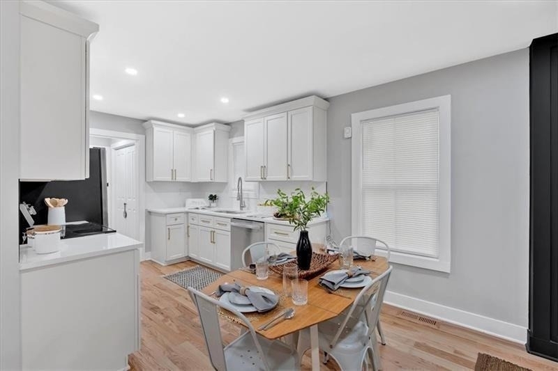 786 Neal Street Nw - Photo 8