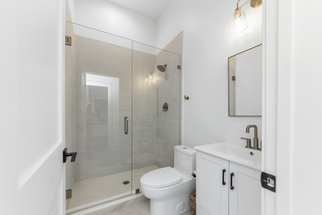 3300 N Racine Avenue - Photo 6