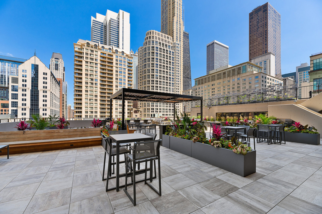 30 E Huron Street - Photo 15
