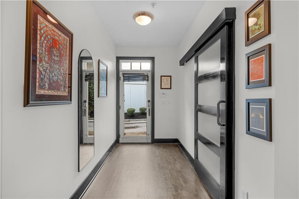 1300 Dekalb Avenue Ne - Photo 1