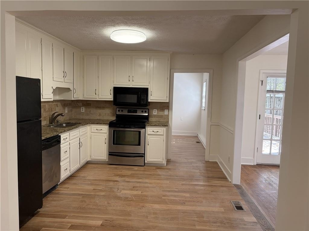 4499 Browning Court Ne - Photo 3