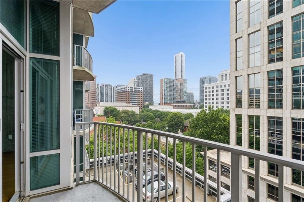 943 Peachtree Street Ne - Photo 11