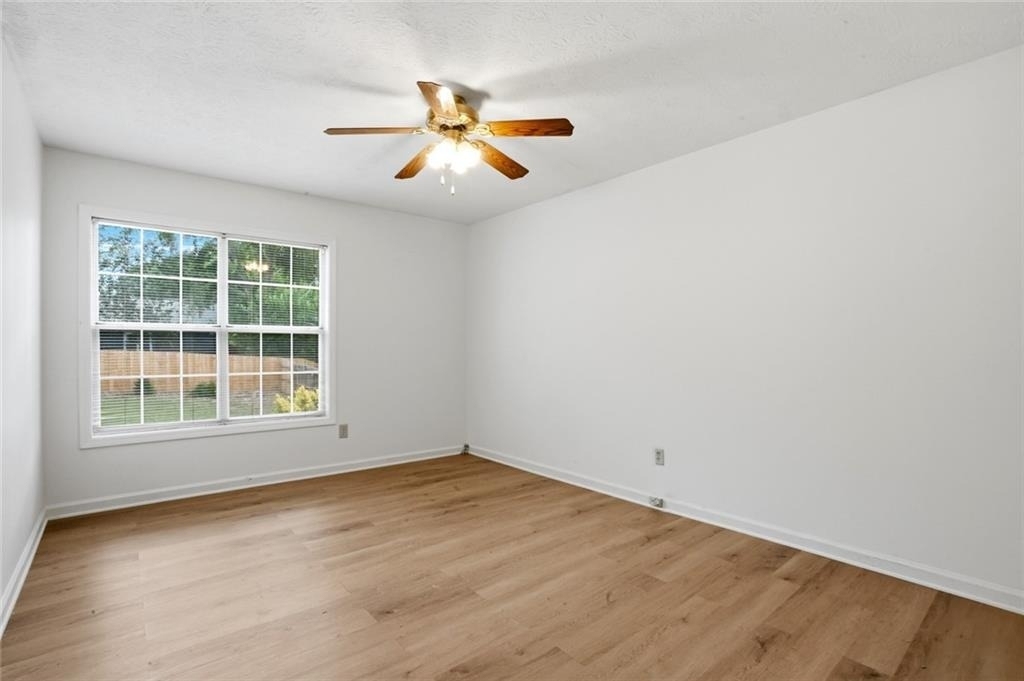 115 Knight Way - Photo 18