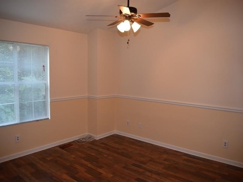 3101 Queen Anne Court - Photo 14