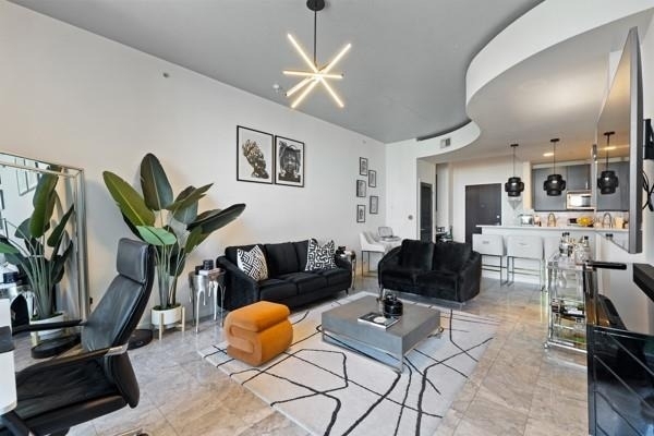 400 W Peachtree Street Nw - Photo 0