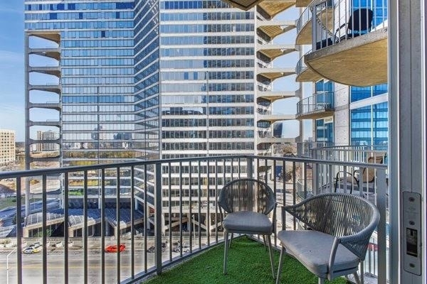 400 W Peachtree Street Nw - Photo 18