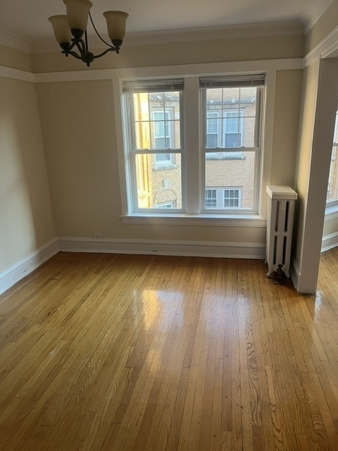 720 Hinman Avenue - Photo 2