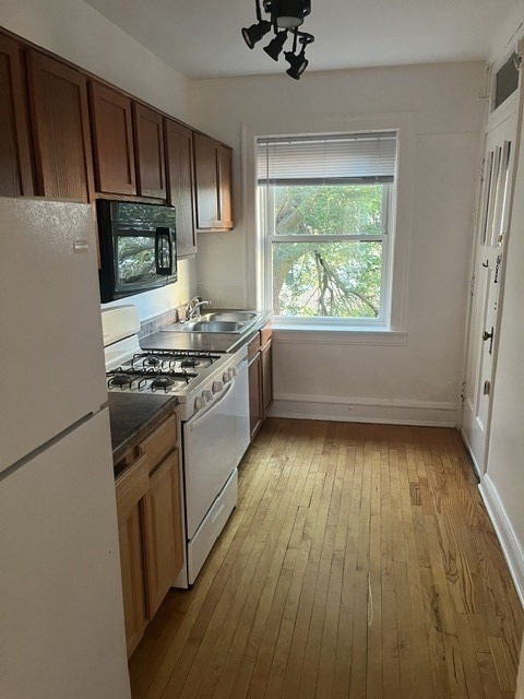 720 Hinman Avenue - Photo 4