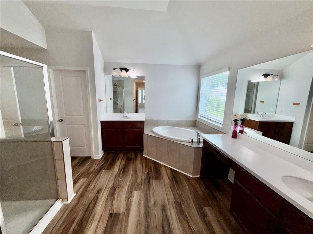 323 Coppergate Court - Photo 27