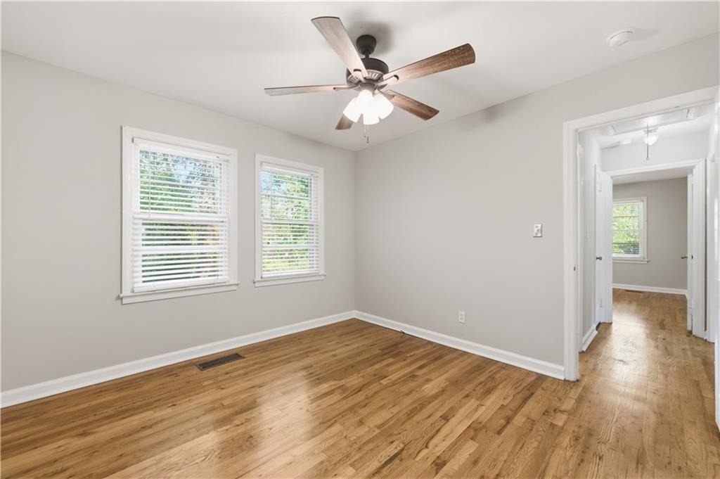 1003 Valley Drive - Photo 9