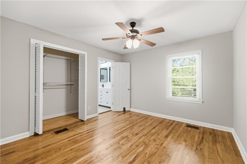 1003 Valley Drive - Photo 5