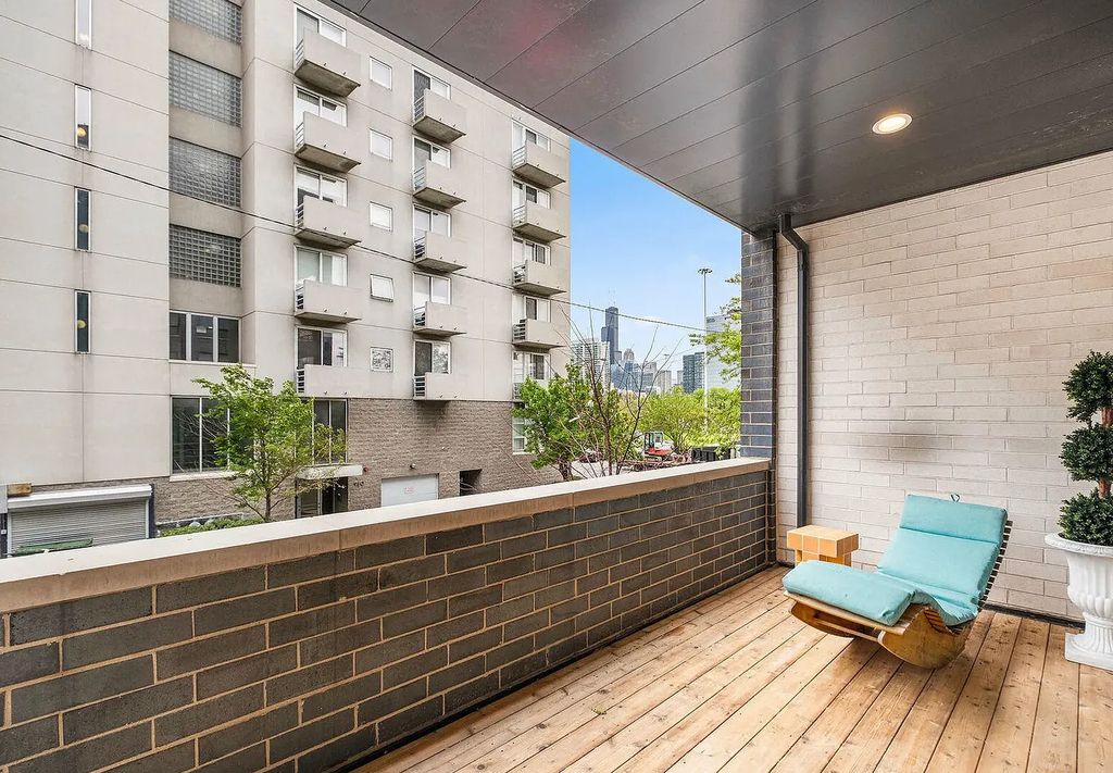 650 N Morgan Street - Photo 9