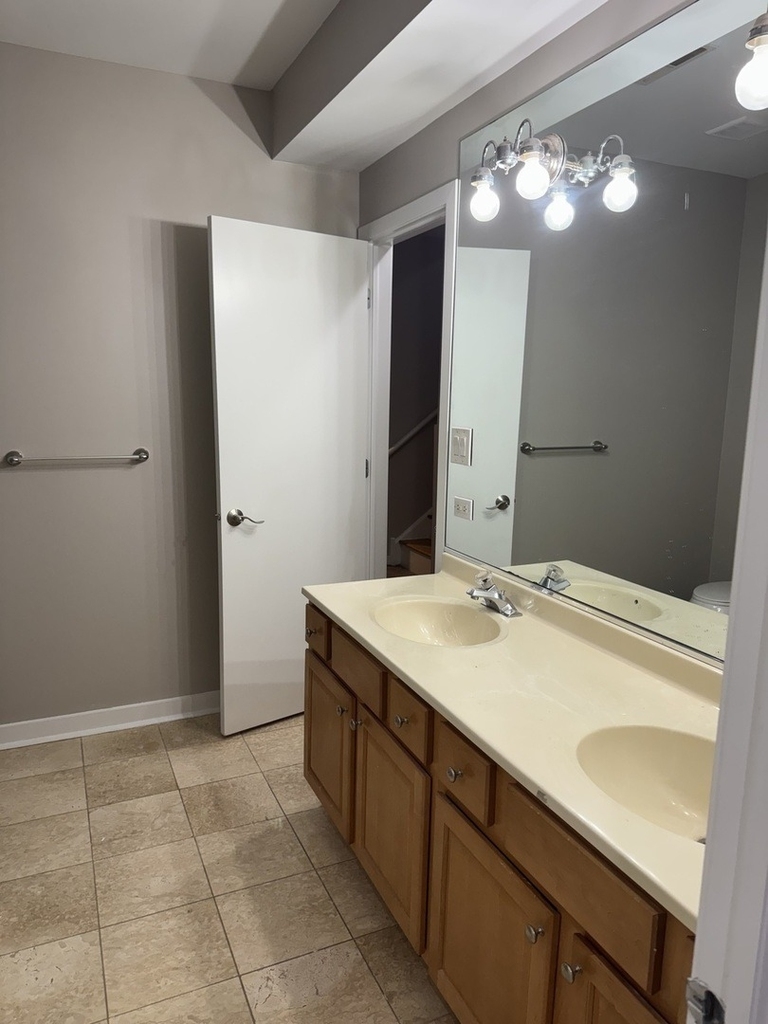 1702 S Newberry Avenue - Photo 12