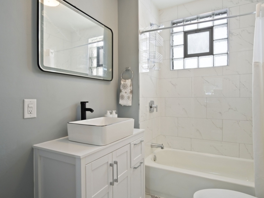 1621 N Drake Avenue - Photo 5