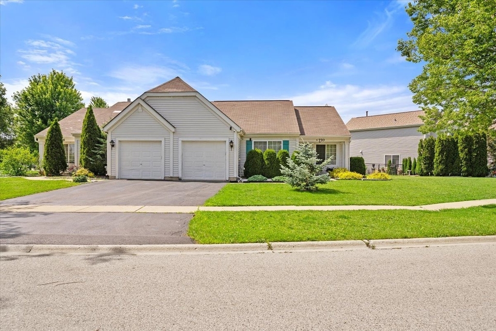 770 S Providence Lane - Photo 1