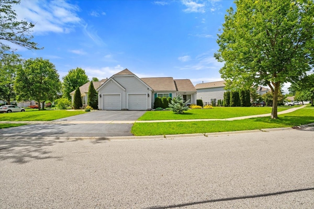 770 S Providence Lane - Photo 4