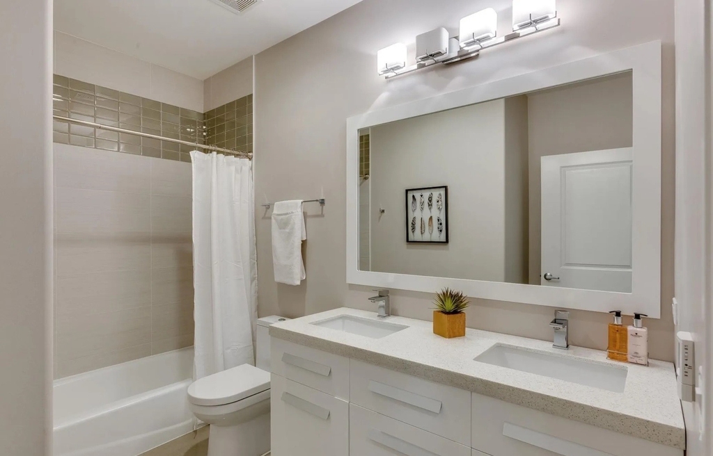111 S Aberdeen Street - Photo 12