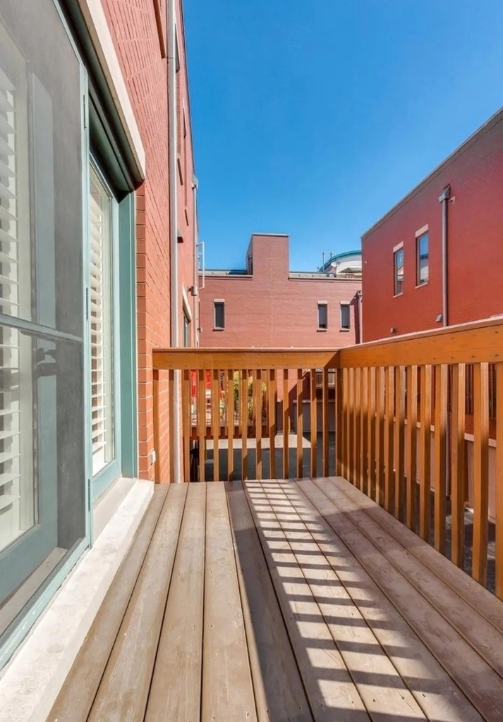 111 S Aberdeen Street - Photo 14
