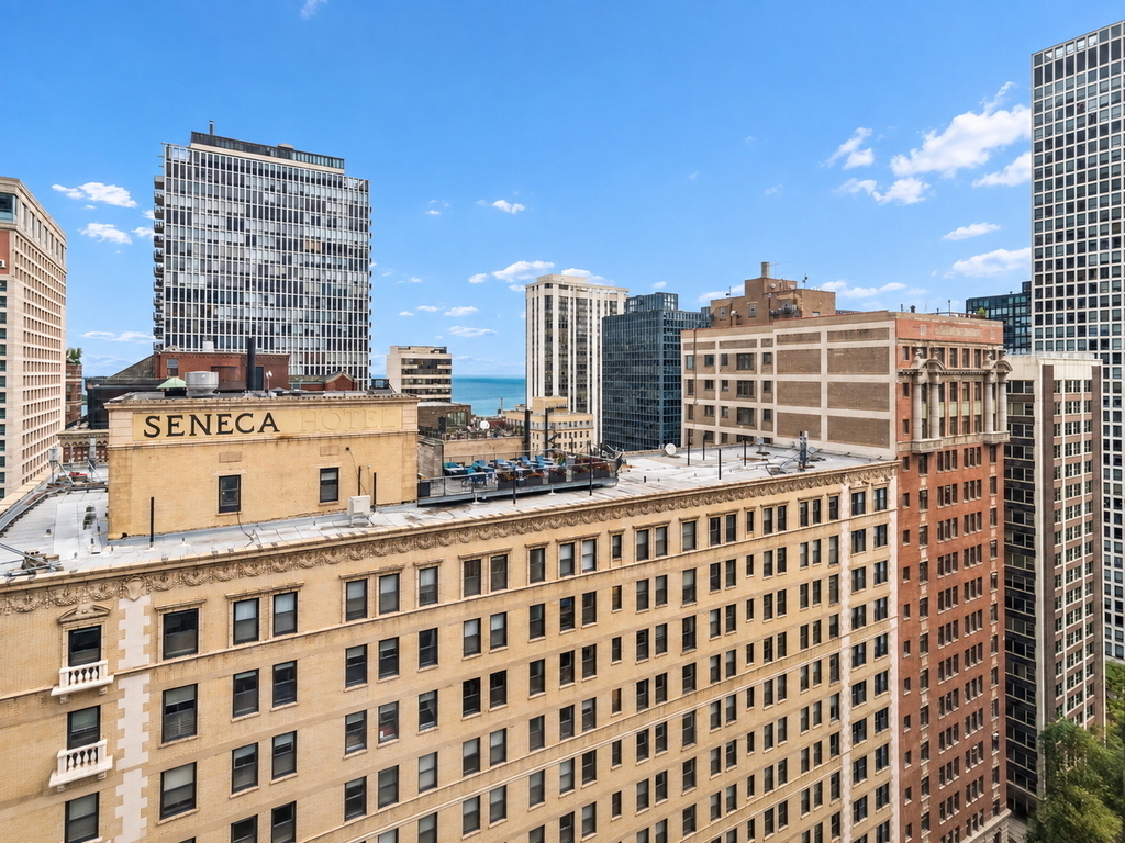 201 E Chestnut Street - Photo 14