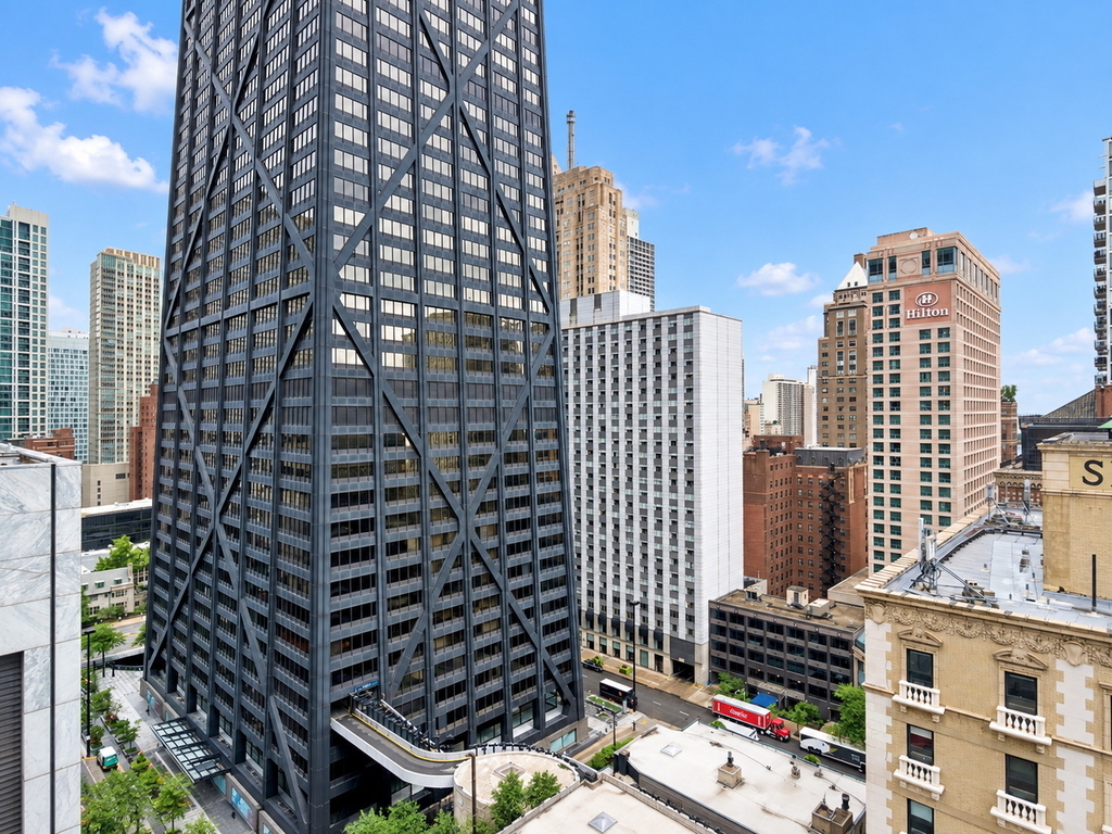 201 E Chestnut Street - Photo 13
