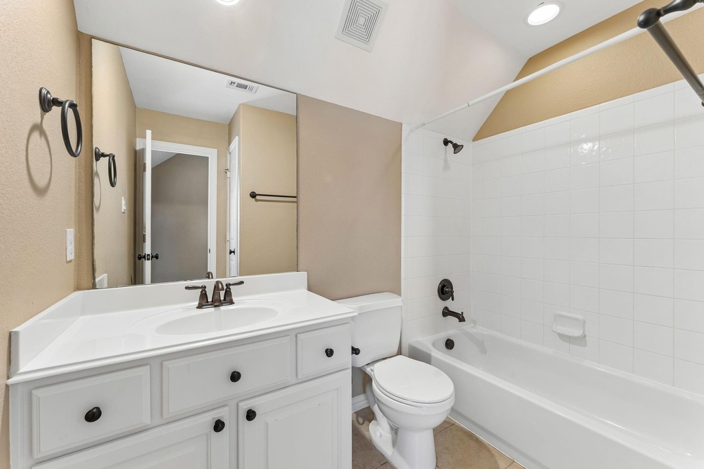 8210 Thunder Ridge Way - Photo 37