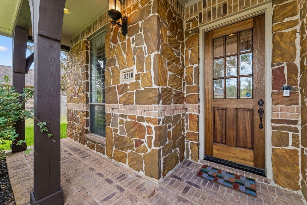 8210 Thunder Ridge Way - Photo 3