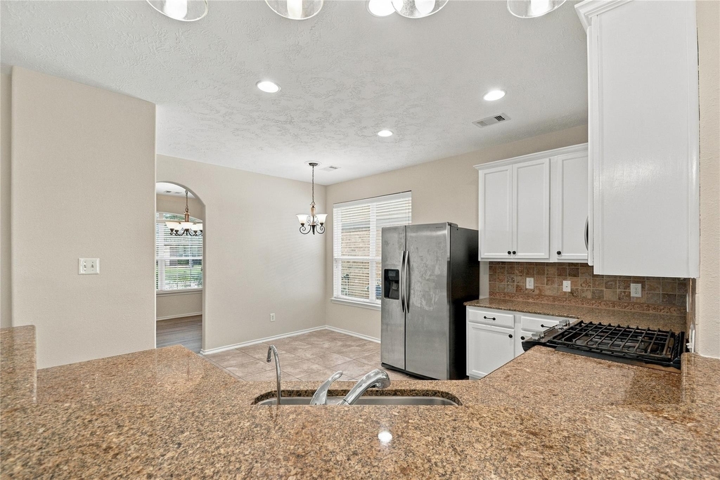 25018 Lakecrest Manor Drive - Photo 18