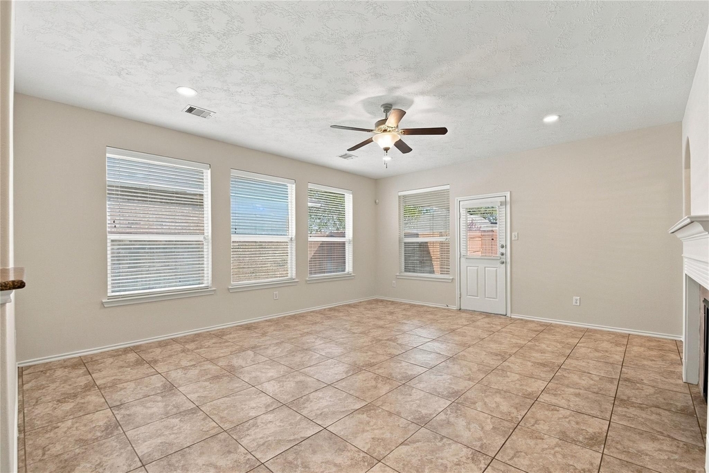 25018 Lakecrest Manor Drive - Photo 12